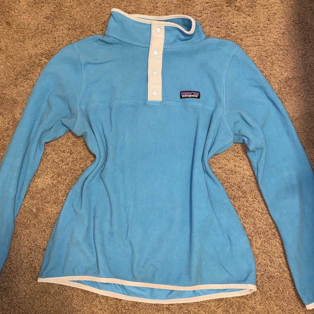 SOLD- Patagonia fleece button up